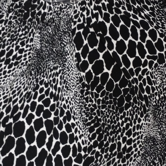 Style & Co Animal Print Blouse 🐼🐼🐼🐼🐼🐼🐼🐼 - Picture 3 of 5